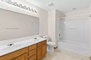 204 Heritage Ln, Circle Pines, MN 55014 - Photo 13
