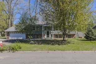 919 Forest Dr, Saint Cloud, MN 56303 - Photo 27