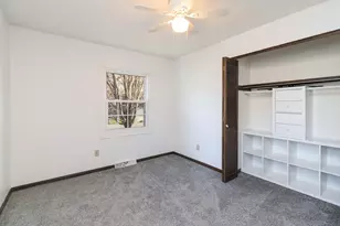 919 Forest Dr, Saint Cloud, MN 56303 - Photo 15