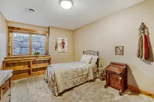 2656 N Saunders Lake Dr, Minnetrista, MN 55364 - Photo 37