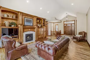 2656 N Saunders Lake Dr, Minnetrista, MN 55364 - Photo 11
