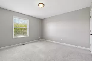 9557 Junco Rd N, Lake Elmo, MN 55042 - Photo 29