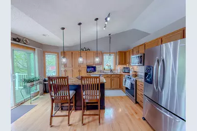9681 82nd Street S, Cottage Grove, MN 55016 - Photo 3