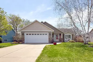 9681 82nd St S, Cottage Grove, MN 55016 - Photo 1