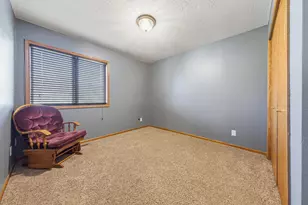 1526 Castle Dr, North Mankato, MN 56003 - Photo 33