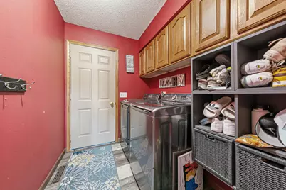 1526 Castle Drive, North Mankato, MN 56003 - Photo 21