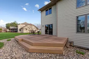 1526 Castle Dr, North Mankato, MN 56003 - Photo 11