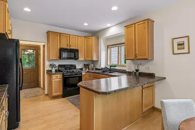 14314 Robin Road NE, Prior Lake, MN 55372 - Photo 7