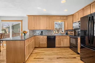 30825 Belair Dr, Lindstrom, MN 55045 - Photo 9