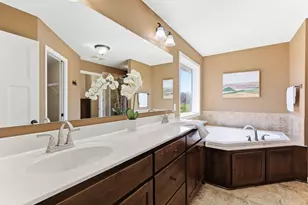 16471 Hawk Ridge Ct NW, Prior Lake, MN 55372 - Photo 21
