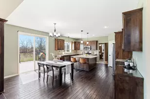 16471 Hawk Ridge Ct NW, Prior Lake, MN 55372 - Photo 7