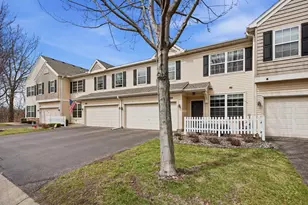 857 Braunworth Ct, Chaska, MN 55318 - Photo 37