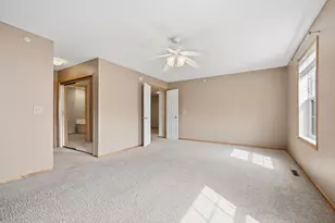 857 Braunworth Ct, Chaska, MN 55318 - Photo 29