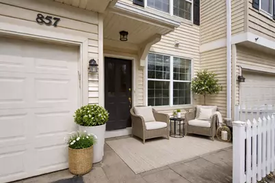 857 Braunworth Court, Chaska, MN 55318 - Photo 3