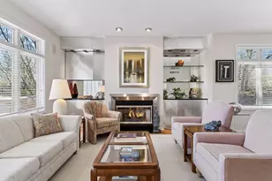 7052 Crowne Oak Rd, Eden Prairie, MN 55344 - Photo 21