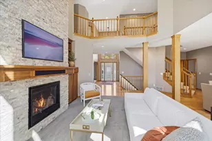 5605 Saint Albans Circle, Shoreview, MN 55126 - Photo 11