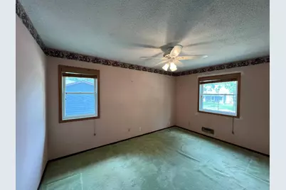 8401 79th Street S, Cottage Grove, MN 55016 - Photo 15