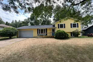 8401 79th St S, Cottage Grove, MN 55016 - Photo 3