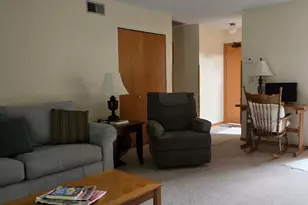 250 Freemont Ave SE, Hutchinson, MN 55350 - Photo 5
