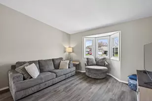 10685 Johnson St NE, Blaine, MN 55434 - Photo 7