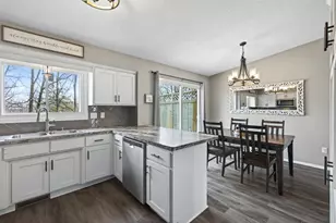 10685 Johnson St NE, Blaine, MN 55434 - Photo 19