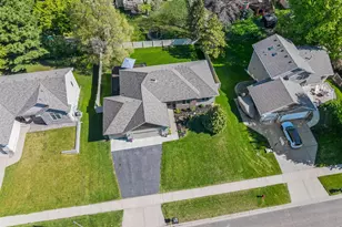 719 Eastridge Dr, Northfield, MN 55057 - Photo 3