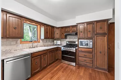 2521 Cedar Avenue, White Bear Lake, MN 55110 - Photo 9
