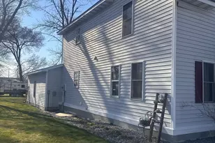 327 Swift Ave N, Litchfield, MN 55355 - Photo 3