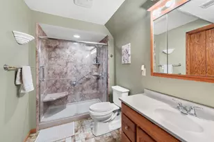 1893 Sunrise Ct, White Bear Lake, MN 55110 - Photo 17