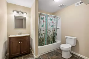 9934 Maple Ave, Bloomington, MN 55431 - Photo 23