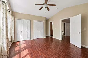 9934 Maple Ave, Bloomington, MN 55431 - Photo 19
