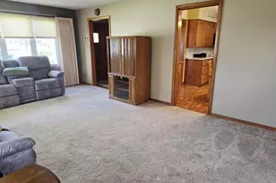 1920 3rd Ave SE, Austin, MN 55912 - Photo 13