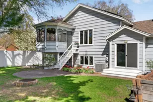 798 Sunset Dr, Eagan, MN 55123 - Photo 31