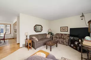 1773 Serpentine Dr, Eagan, MN 55122 - Photo 7