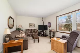 1773 Serpentine Dr, Eagan, MN 55122 - Photo 5