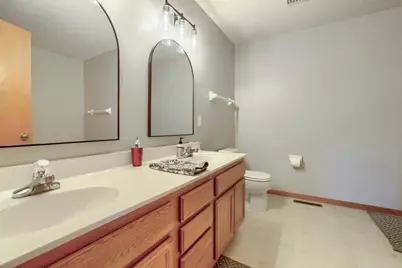 7710 Jonathan Avenue S, Cottage Grove, MN 55016 - Photo 15