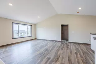 419 Coyote Way, New Richmond, WI 54017 - Photo 11