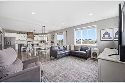 6361 Deer Creek Parkway, Fargo, ND 58104 - Photo 11