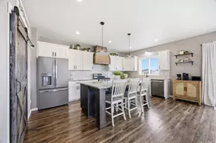 6361 Deer Creek Pkwy, Fargo, ND 58104 - Photo 13