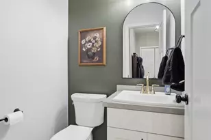 6361 Deer Creek Pkwy, Fargo, ND 58104 - Photo 17