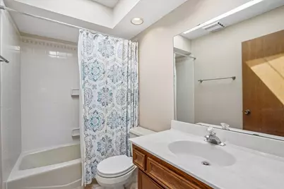 8912 Vincent Place, Bloomington, MN 55431 - Photo 23
