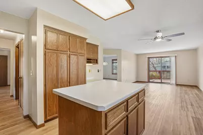 8912 Vincent Place, Bloomington, MN 55431 - Photo 17