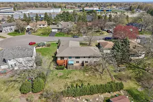 8912 Vincent Pl, Bloomington, MN 55431 - Photo 35