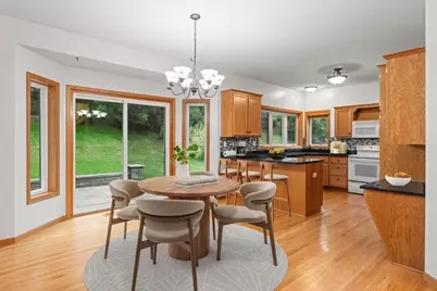 1132 Falls Circle, Chaska, MN 55318 - Photo 9