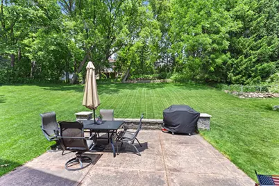 1132 Falls Circle, Chaska, MN 55318 - Photo 29