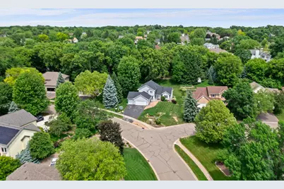 1132 Falls Circle, Chaska, MN 55318 - Photo 31