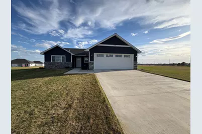 994 City Heights Dr, Willmar, MN 56201 - Photo 1