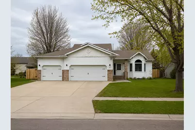2817 38 1/2 Avenue S, Fargo, ND 58104 - Photo 1