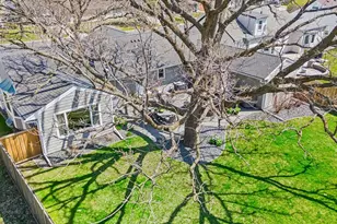 2518 Joppa Ave S, Saint Louis Park, MN 55416 - Photo 3