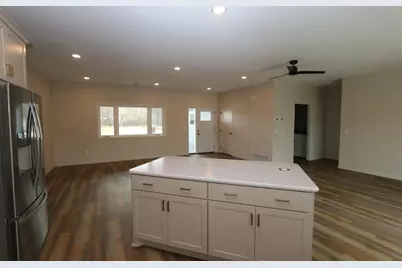 1005 8th Avenue NE, Perham, MN 56573 - Photo 11